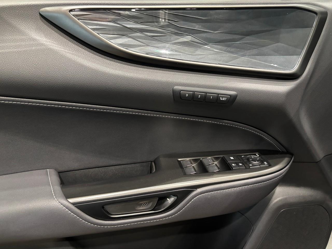 2025 Lexus NX 350h PREMIUM PACKAGE   LEXUS CERTIFIED PRE-OWNED   CARF Photo