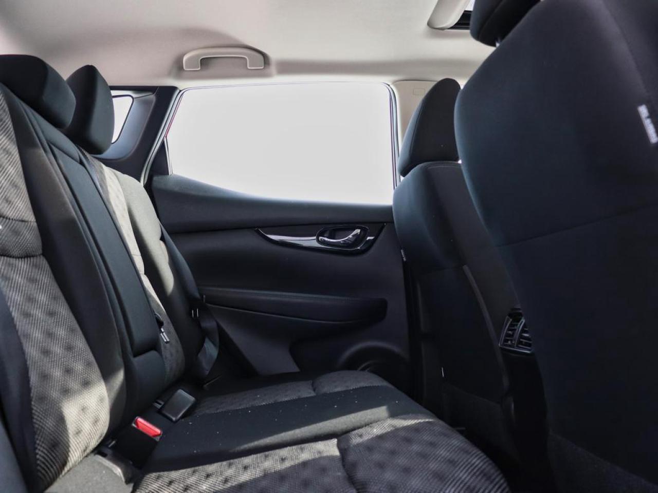 2022 Nissan Qashqai SV AWD  - Sunroof -  Heated Seats Photo