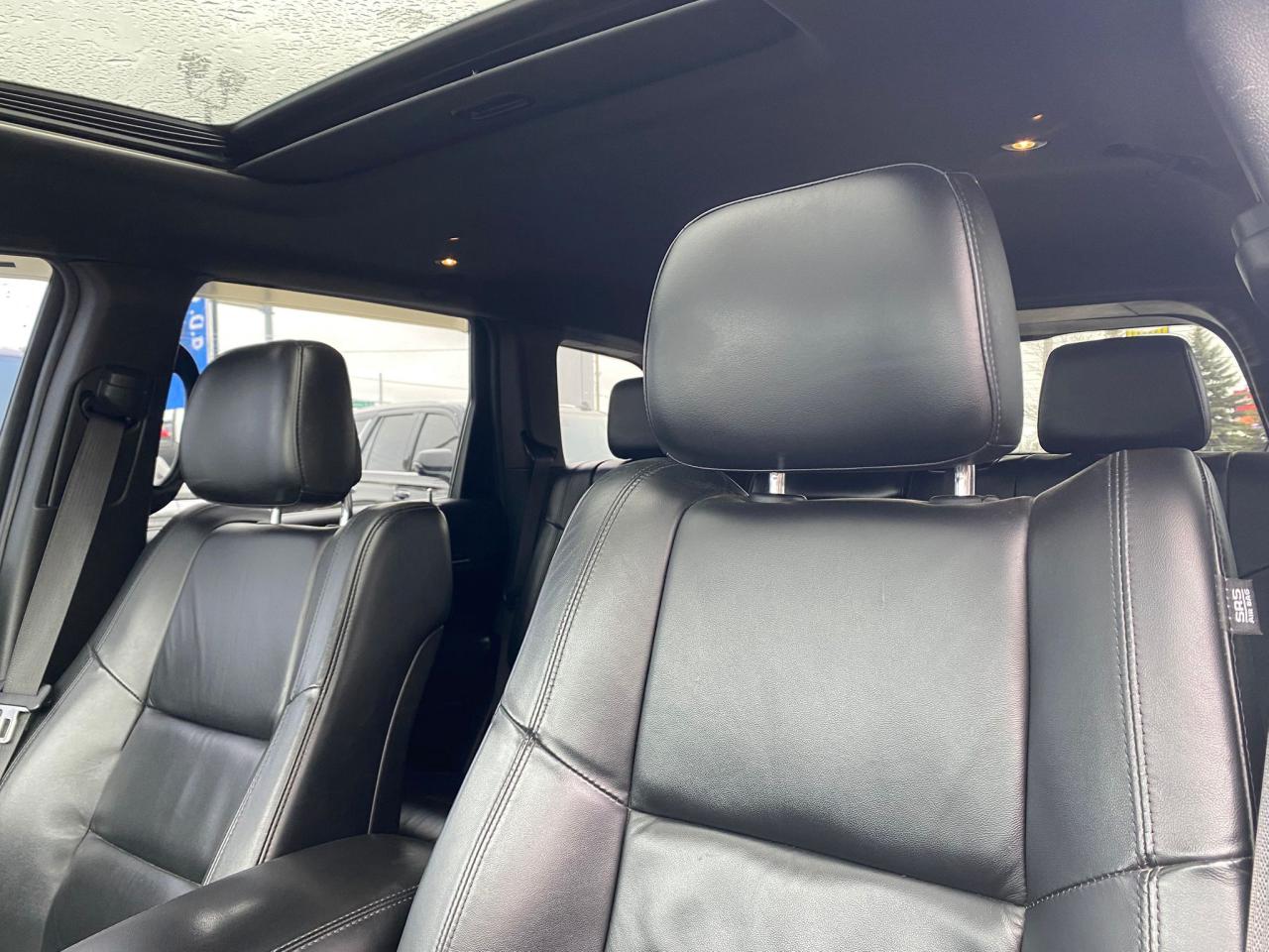 2019 Jeep Grand Cherokee Limited 4x4 ~Nav ~Heated Leather ~Sunroof ~Camera Photo