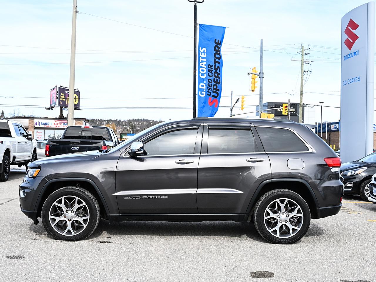 2019 Jeep Grand Cherokee Limited 4x4 ~Nav ~Heated Leather ~Sunroof ~Camera Photo2