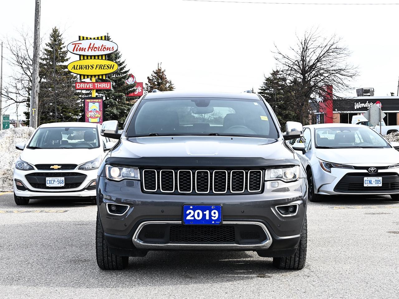 2019 Jeep Grand Cherokee Limited 4x4 ~Nav ~Heated Leather ~Sunroof ~Camera Photo