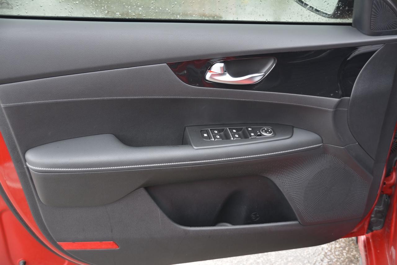 2024 Kia Forte GT-Line Photo