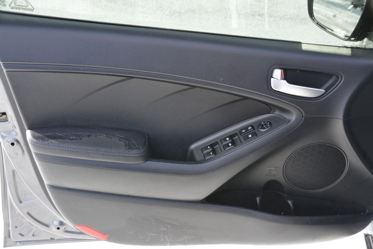 2016 Kia Forte CERTIFIED Photo