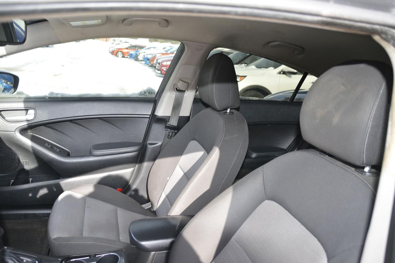 2016 Kia Forte CERTIFIED Photo