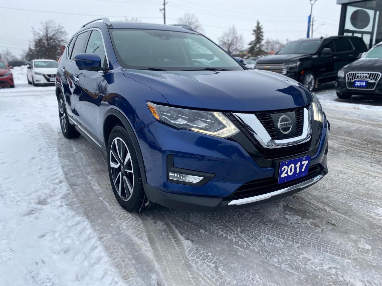 2017 Nissan Rogue SV AWD ~Nav ~Heated Leather ~Moonroof ~Camera Photo4