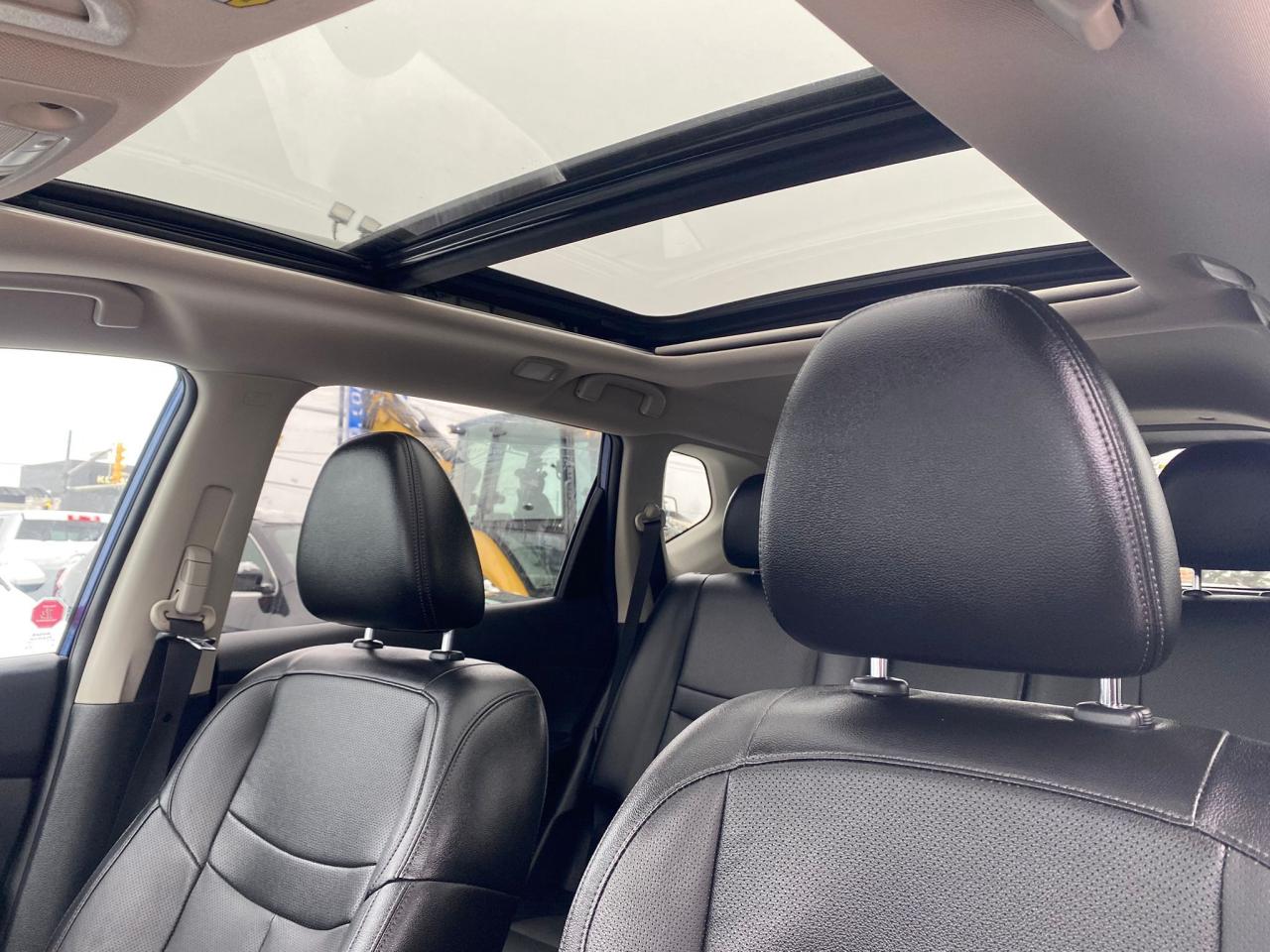 2017 Nissan Rogue SV AWD ~Nav ~Heated Leather ~Moonroof ~Camera Photo