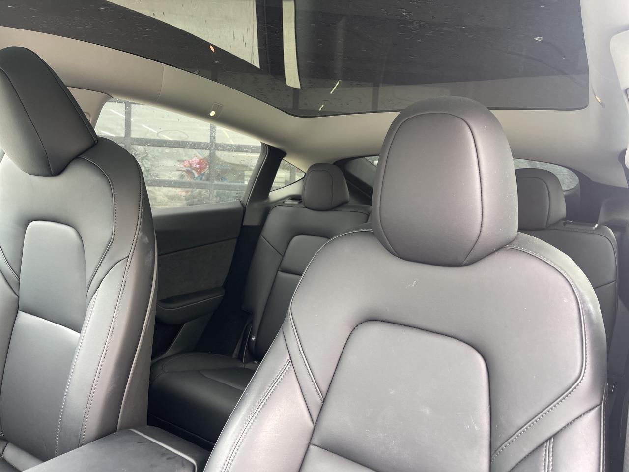 2024 Tesla Model Y Long Range AWD Panoroof Nav Back Up Camera Photo