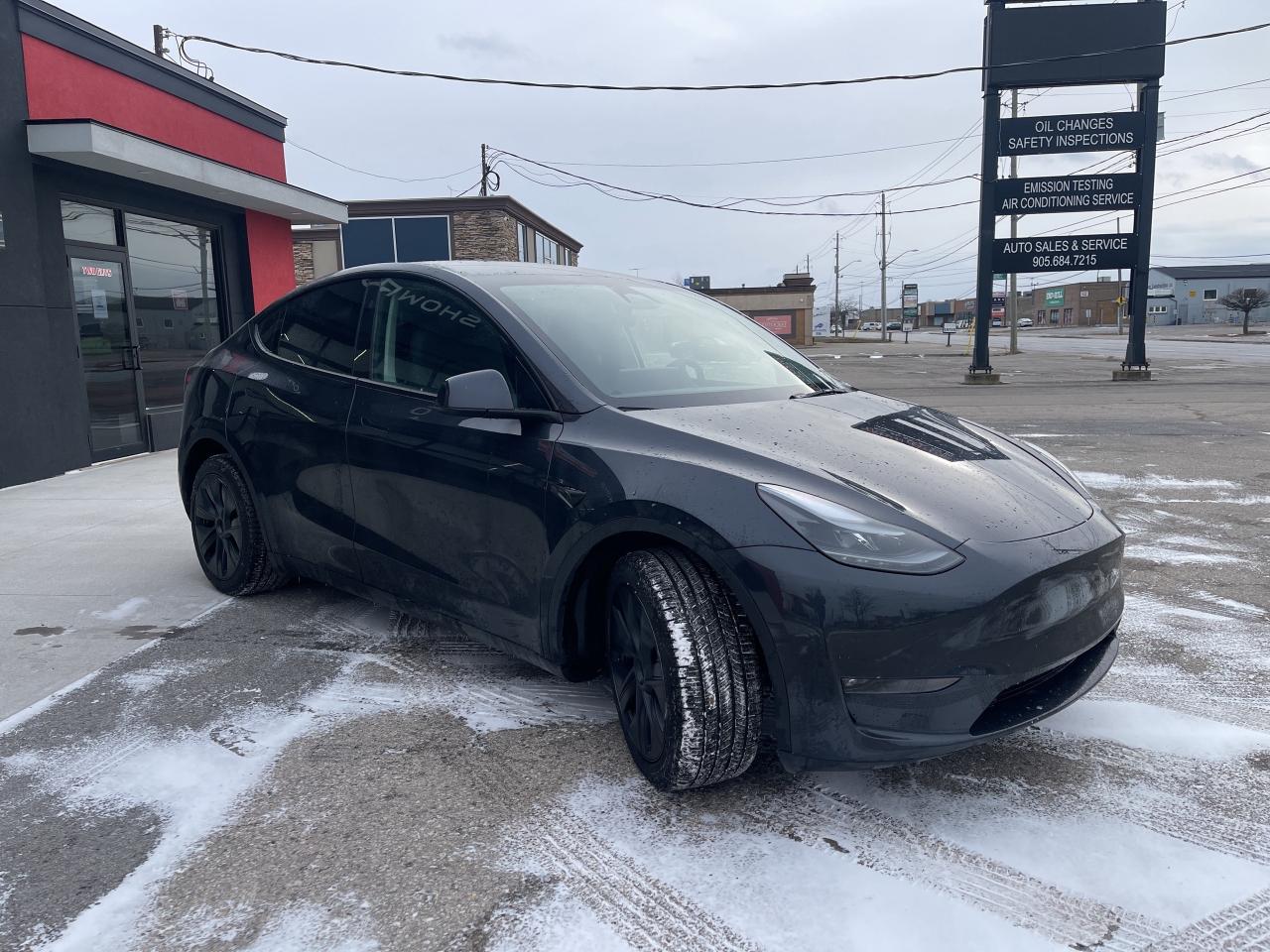 2024 Tesla Model Y Long Range AWD Panoroof Nav Back Up Camera Photo