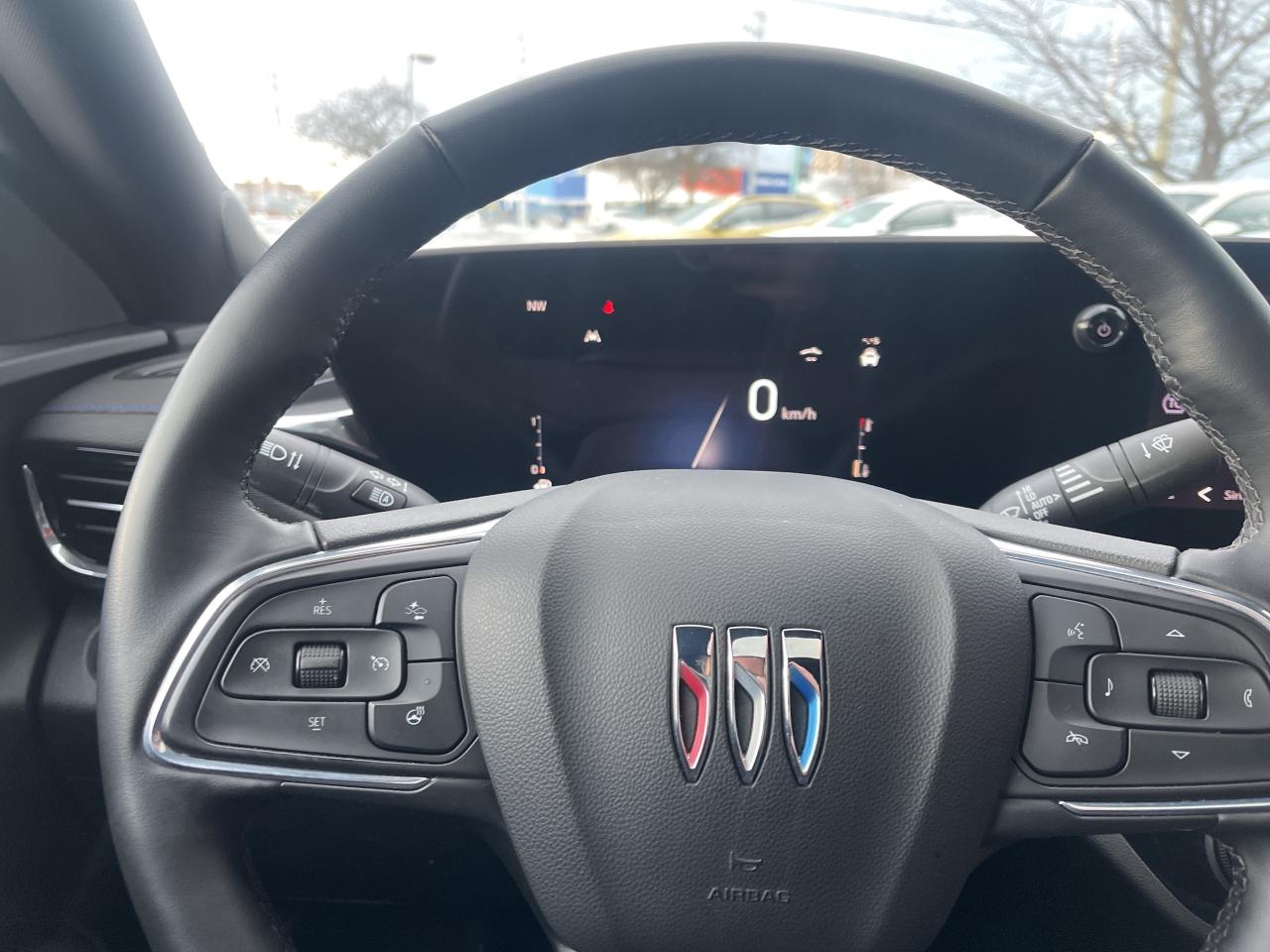 2024 Buick Envista FWD 4dr Sport Touring Moonroof Photo