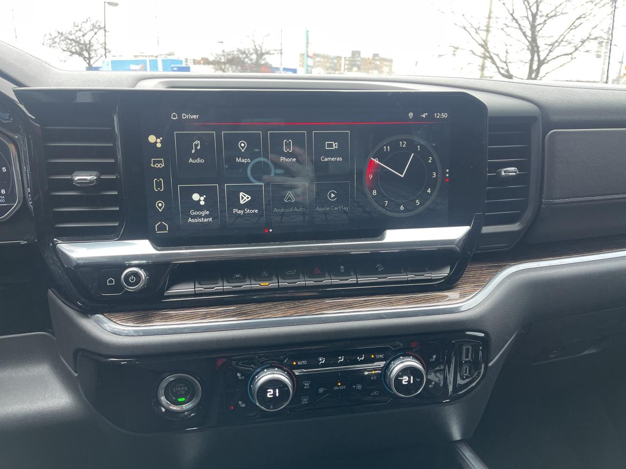 2023 GMC Sierra 1500 4WD Crew Cab 147  Elevation Nav Remote Start Photo3