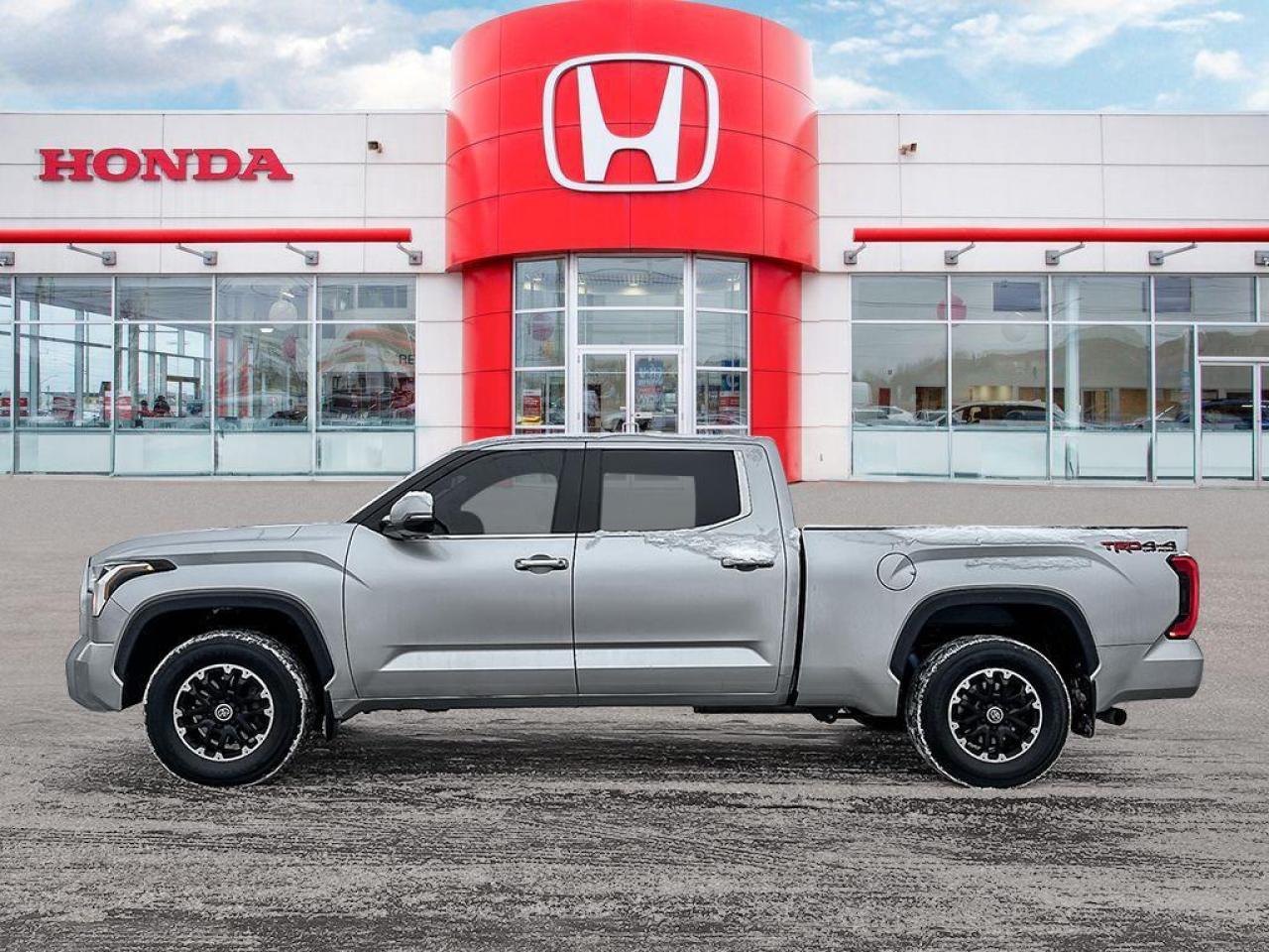 2022 Toyota Tundra Limited  Photo2