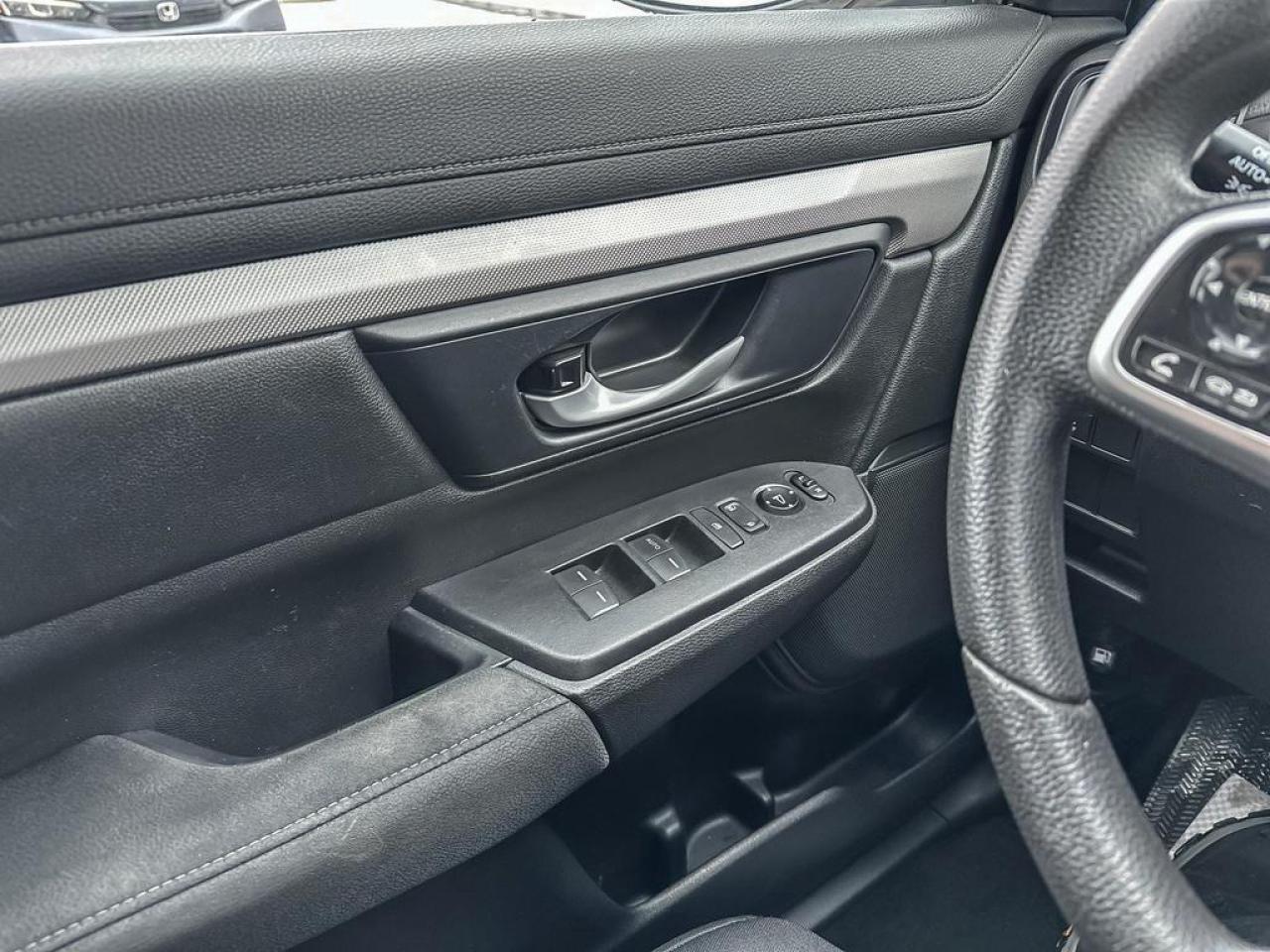 2021 Honda CR-V LX Photo