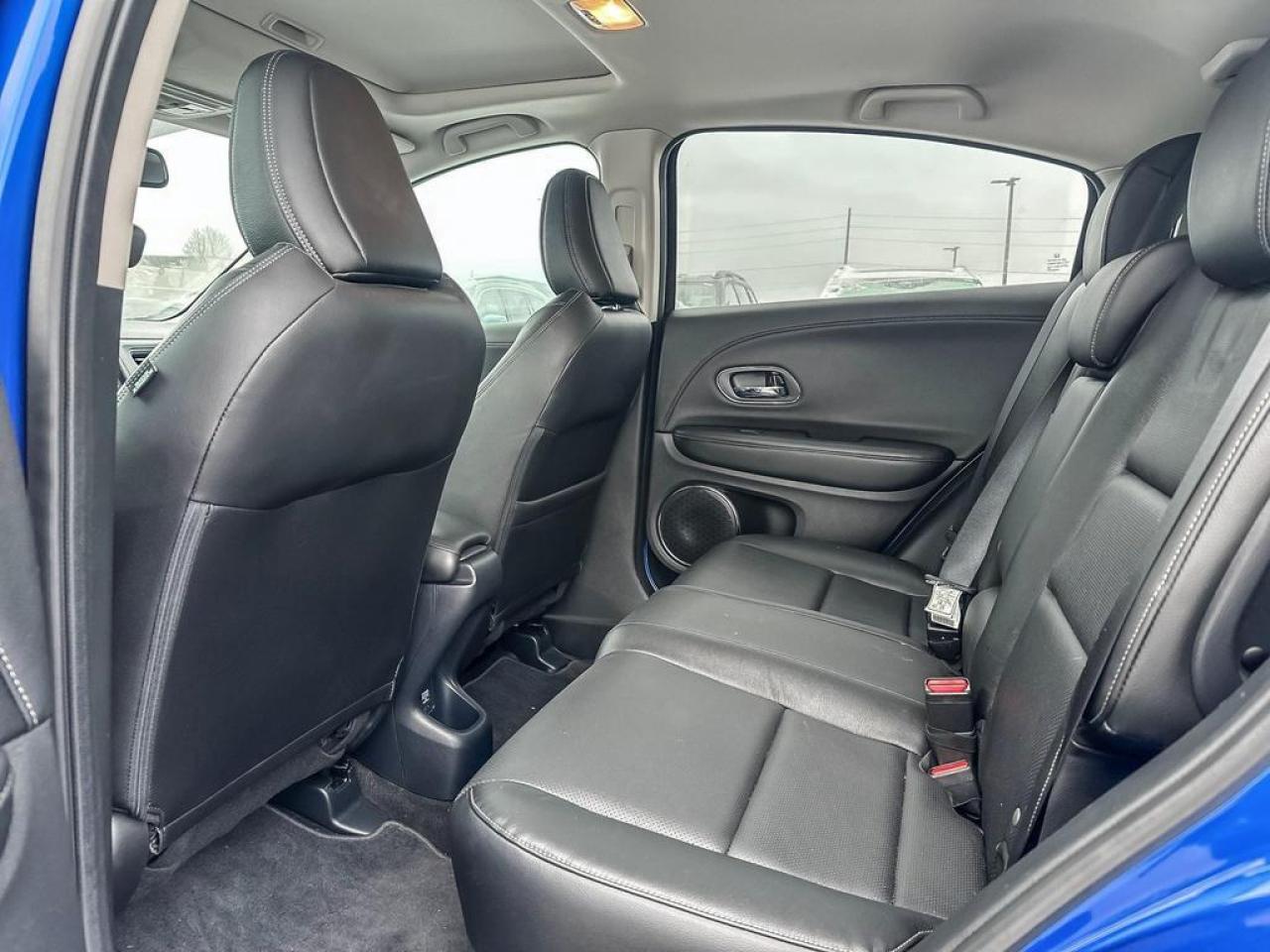 2022 Honda HR-V Touring Photo