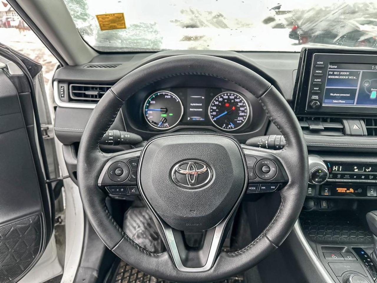 2021 Toyota RAV4 Hybrid XLE Photo