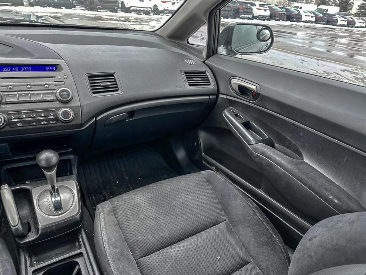 2011 Honda Civic SE Photo