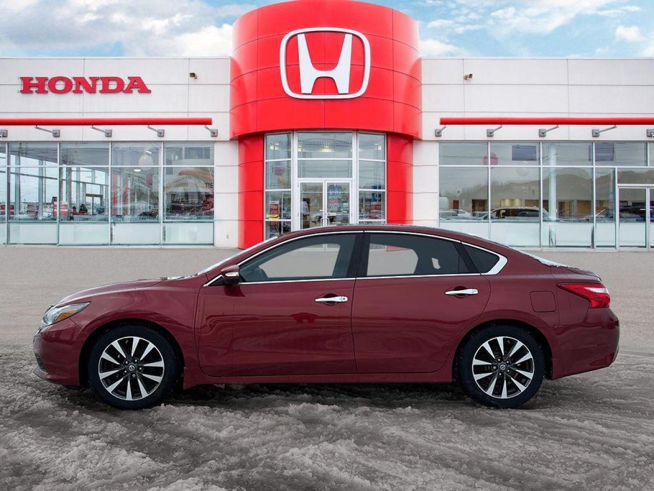 2016 Nissan Altima 2.5 Photo