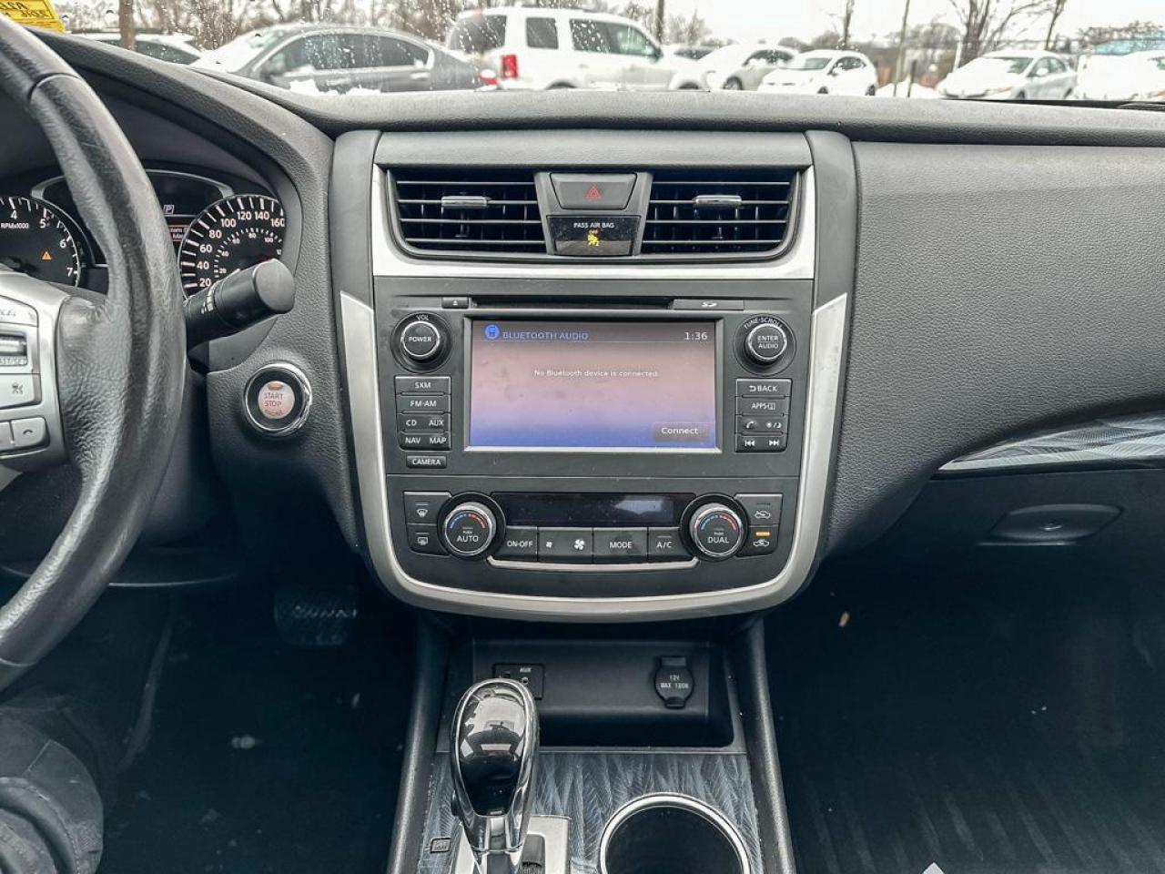 2016 Nissan Altima 2.5 Photo