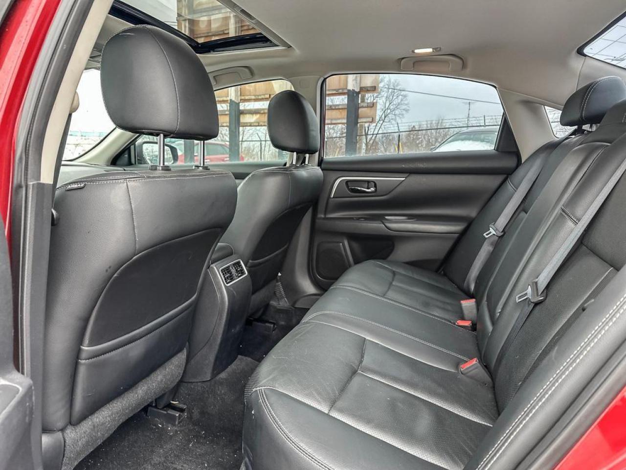 2016 Nissan Altima 2.5 Photo