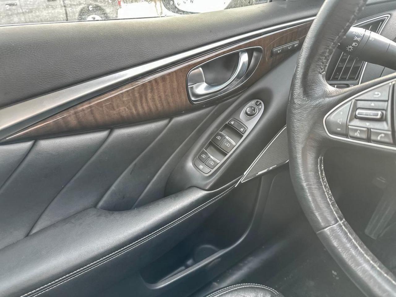 2017 Infiniti Q50 4DR SDN 3.0T Photo