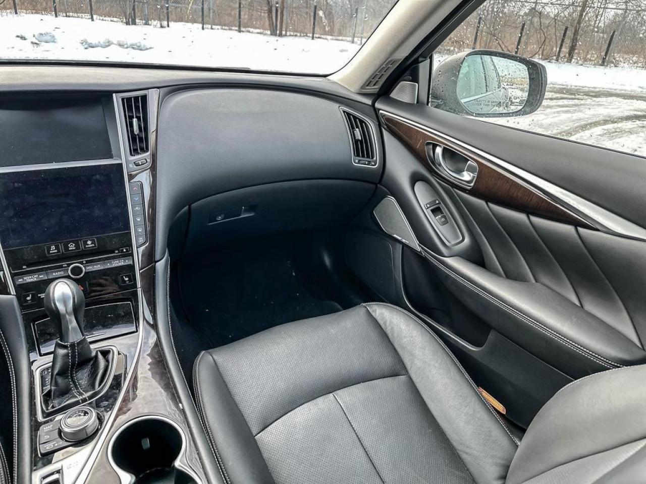 2017 Infiniti Q50 4DR SDN 3.0T Photo