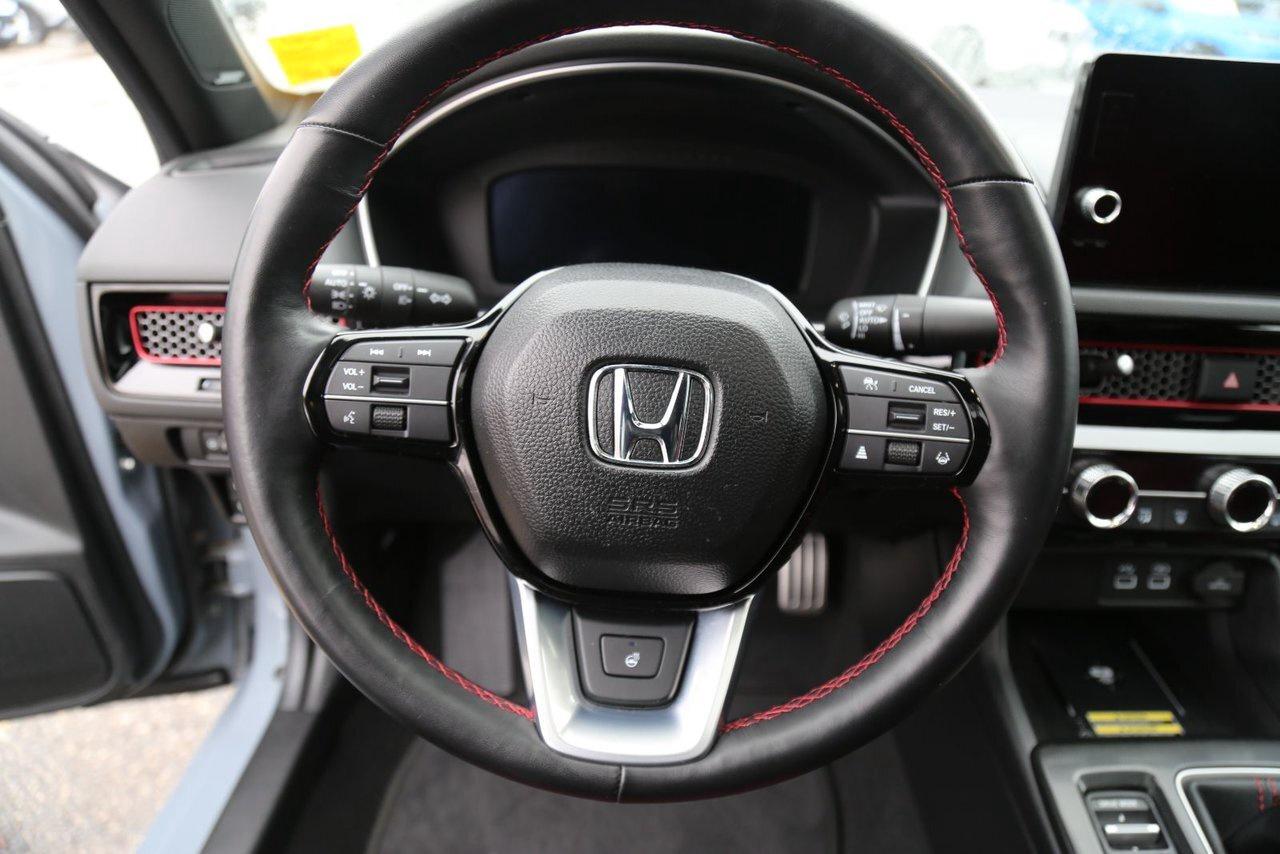 2024 Honda Civic Si Sedan HFP package Photo