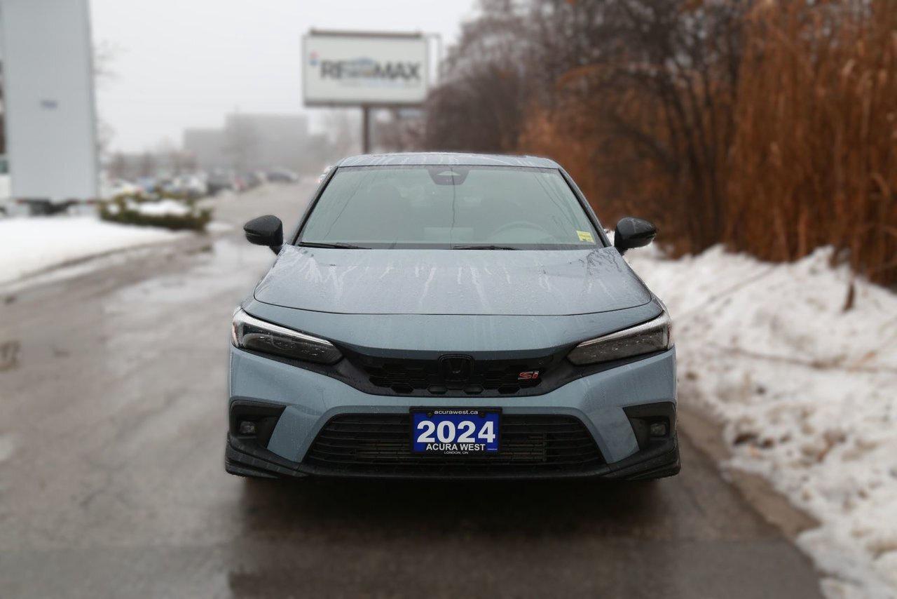 2024 Honda Civic Si Sedan HFP package Photo