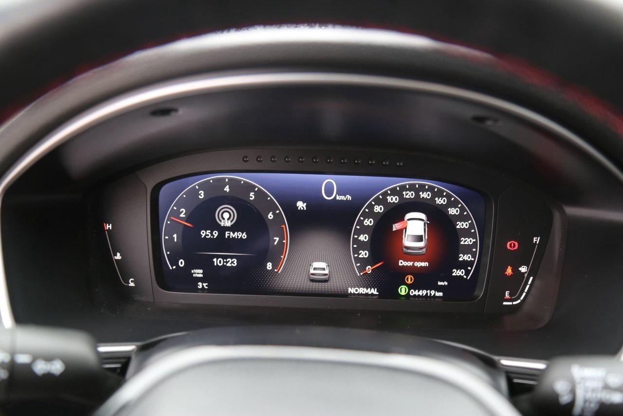 2024 Honda Civic Si Sedan HFP package Photo