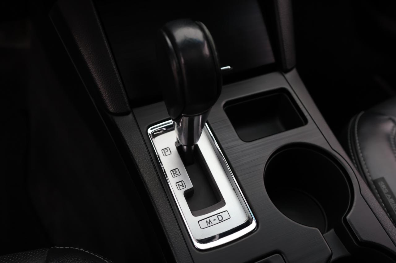 2015 Subaru Legacy LIMITED-3.6R-AWD/NAV/LEATHER/SUNROOF/BLIS/F&R HEAT Photo