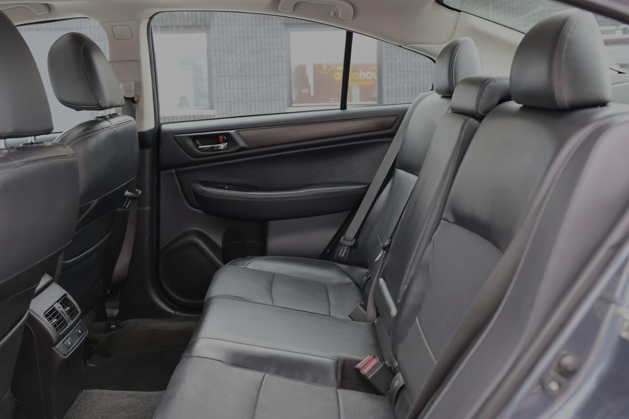 2015 Subaru Legacy LIMITED-3.6R-AWD/NAV/LEATHER/SUNROOF/BLIS/F&R HEAT Photo