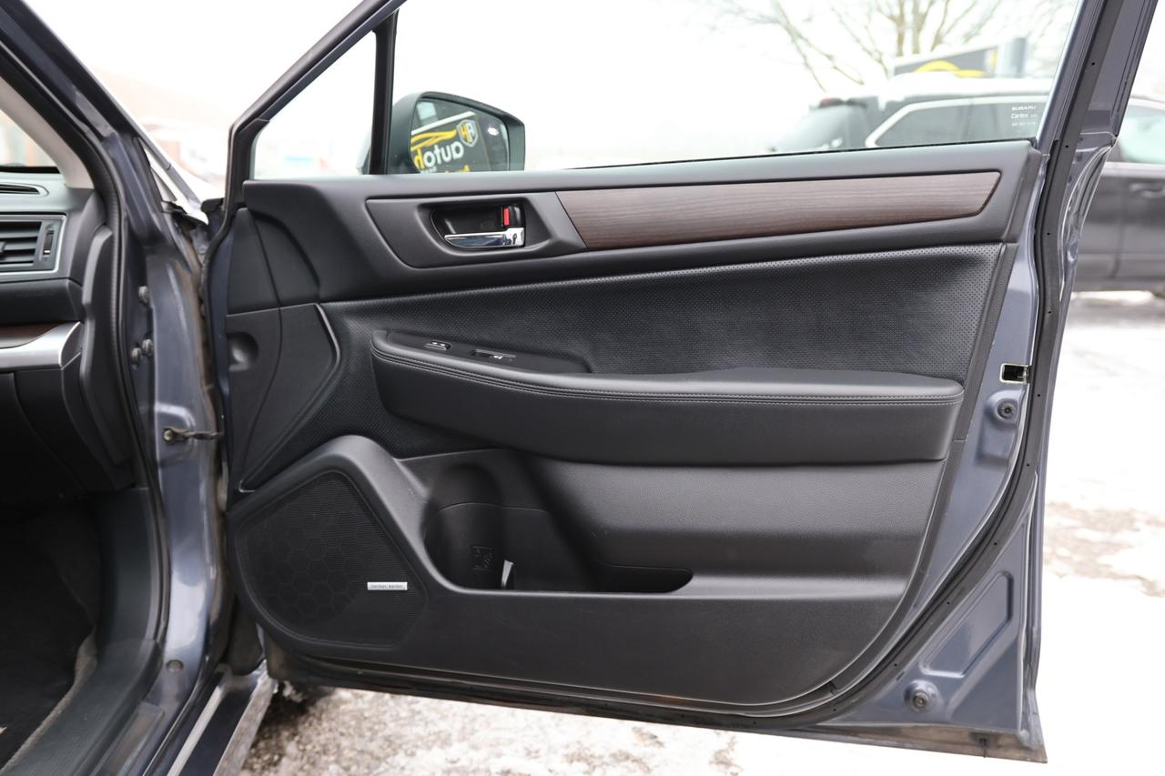 2015 Subaru Legacy LIMITED-3.6R-AWD/NAV/LEATHER/SUNROOF/BLIS/F&R HEAT Photo