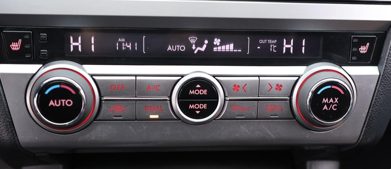 2015 Subaru Legacy LIMITED-3.6R-AWD/NAV/LEATHER/SUNROOF/BLIS/F&R HEAT Photo