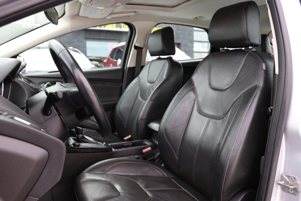 2018 Ford Focus TITANIUM-R STARTER/NAV/LEATHER/SUNROOF/BLUETOOTH/K Photo