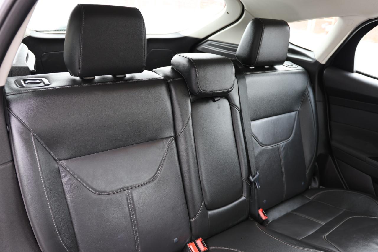 2018 Ford Focus TITANIUM-R STARTER/NAV/LEATHER/SUNROOF/BLUETOOTH/K Photo