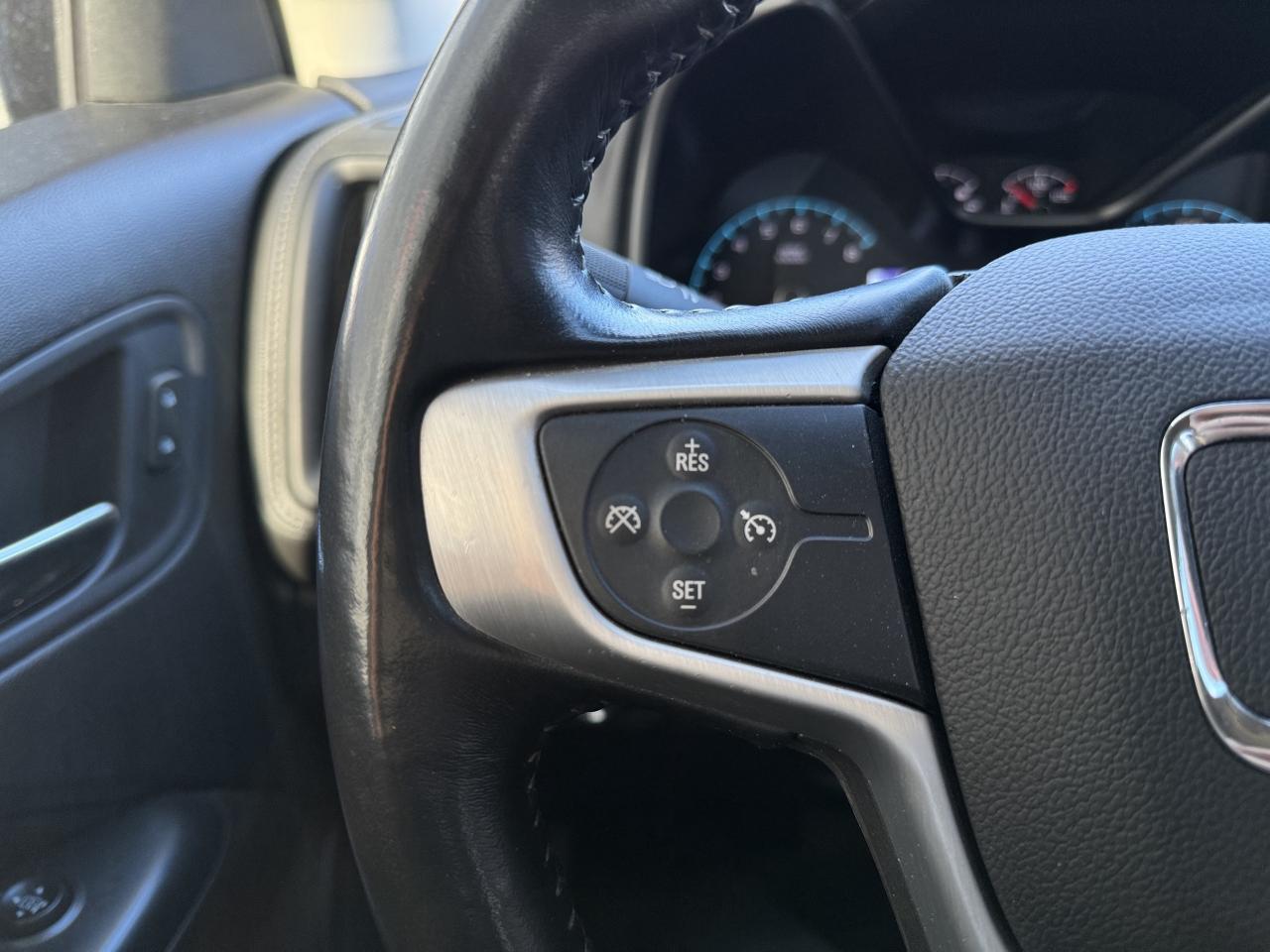 2018 GMC Canyon 4WD Crew Cab 128.3" All Terrain Photo