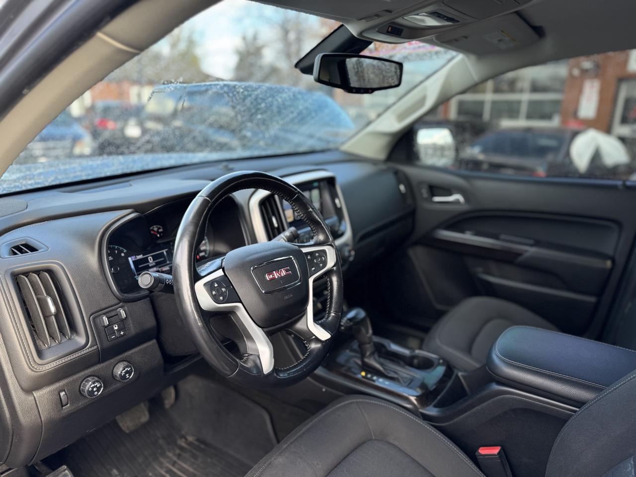 2018 GMC Canyon 4WD Crew Cab 128.3" All Terrain Photo