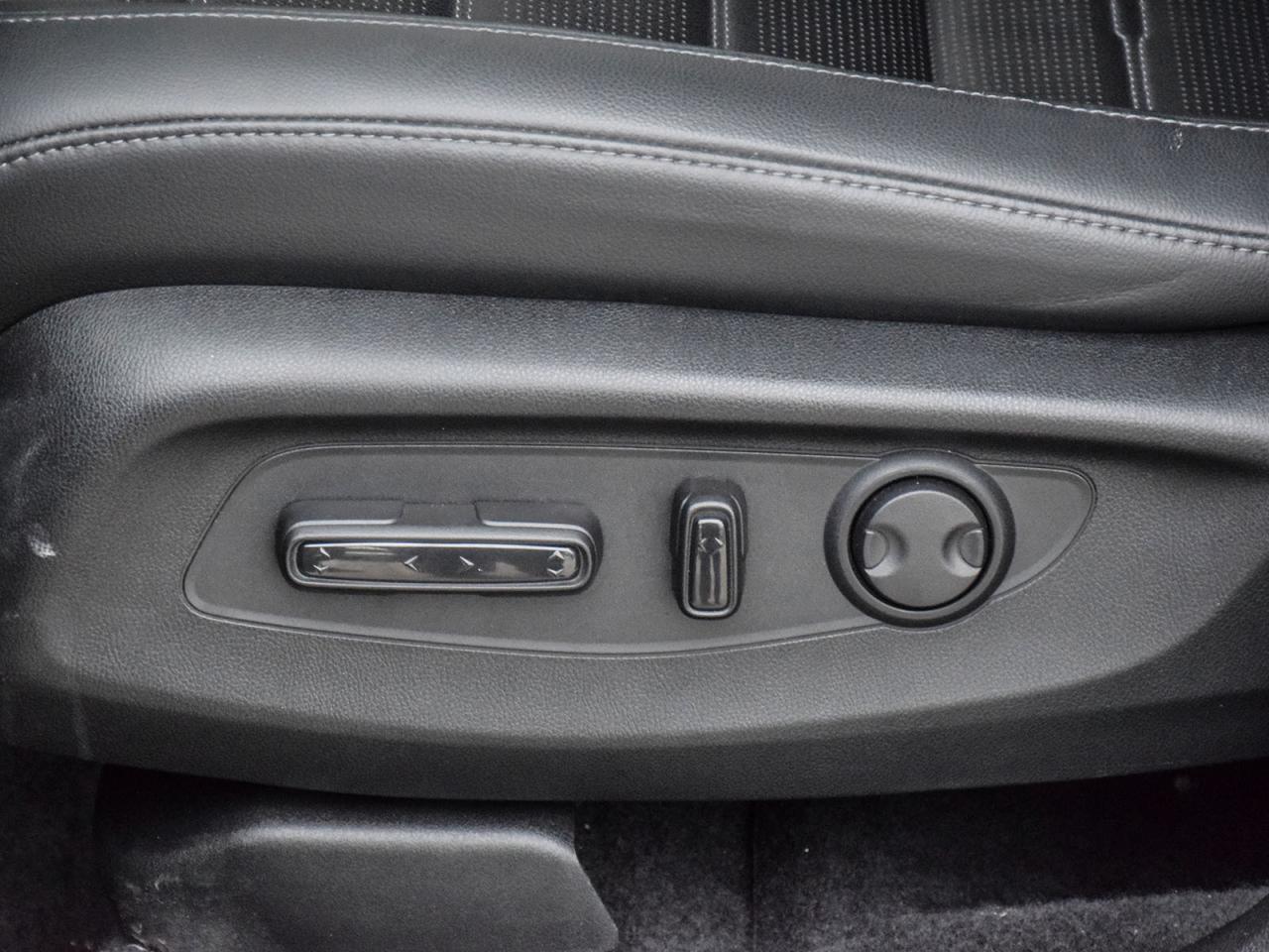 2023 Honda CR-V EX-L Photo