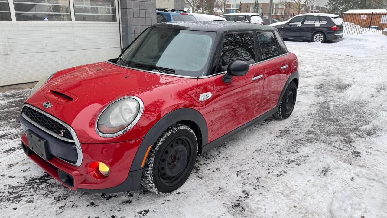 2015 MINI Cooper Hardtop 5dr HB S, sunroof, automatic, Photo