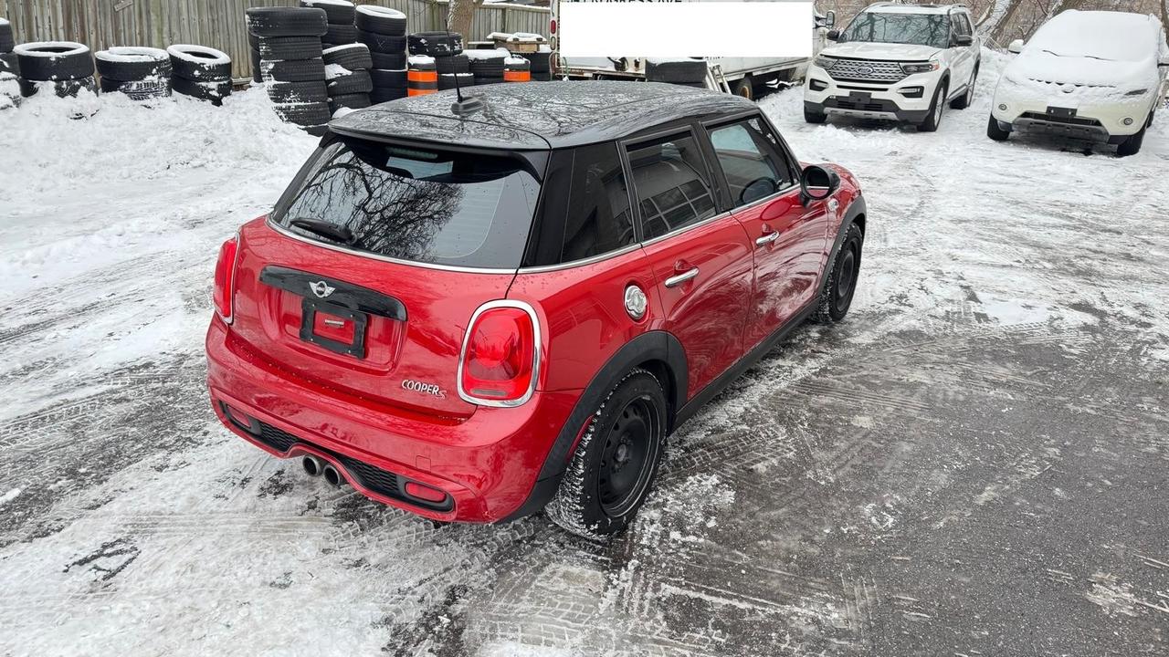 2015 MINI Cooper Hardtop 5dr HB S, sunroof, automatic, Photo