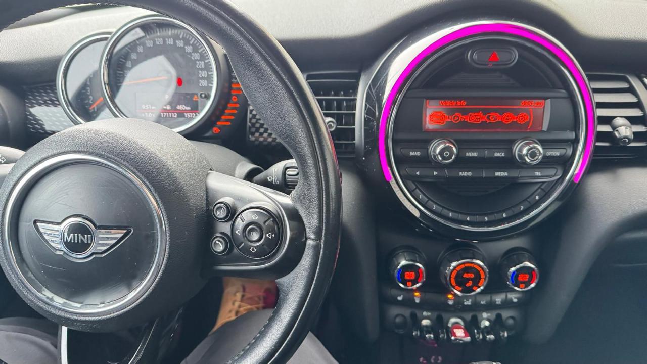 2015 MINI Cooper Hardtop 5dr HB S, sunroof, automatic, Photo