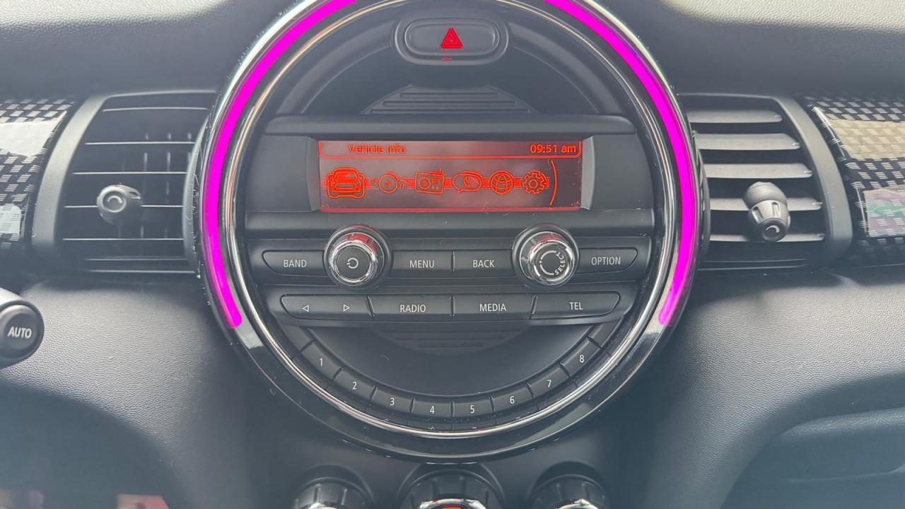 2015 MINI Cooper Hardtop 5dr HB S, sunroof, automatic, Photo