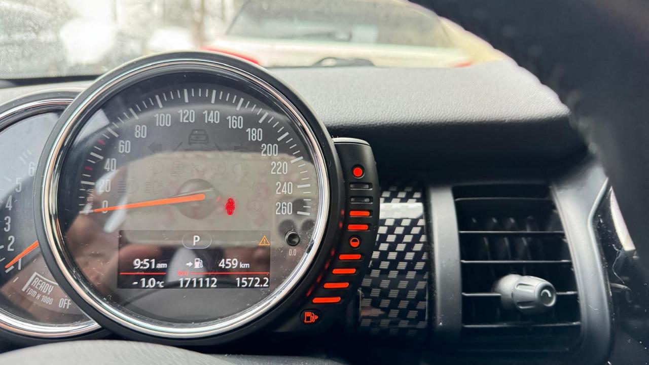 2015 MINI Cooper Hardtop 5dr HB S, sunroof, automatic, Photo