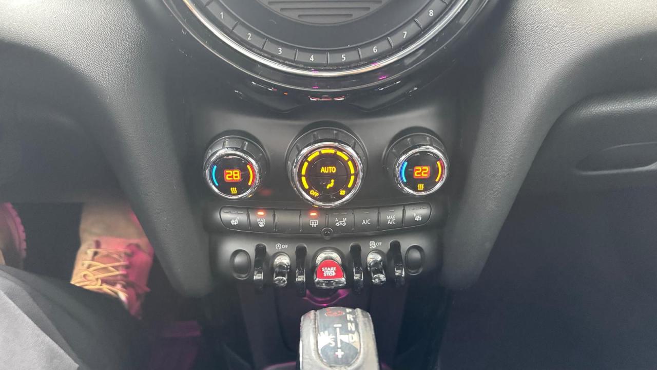 2015 MINI Cooper Hardtop 5dr HB S, sunroof, automatic, Photo