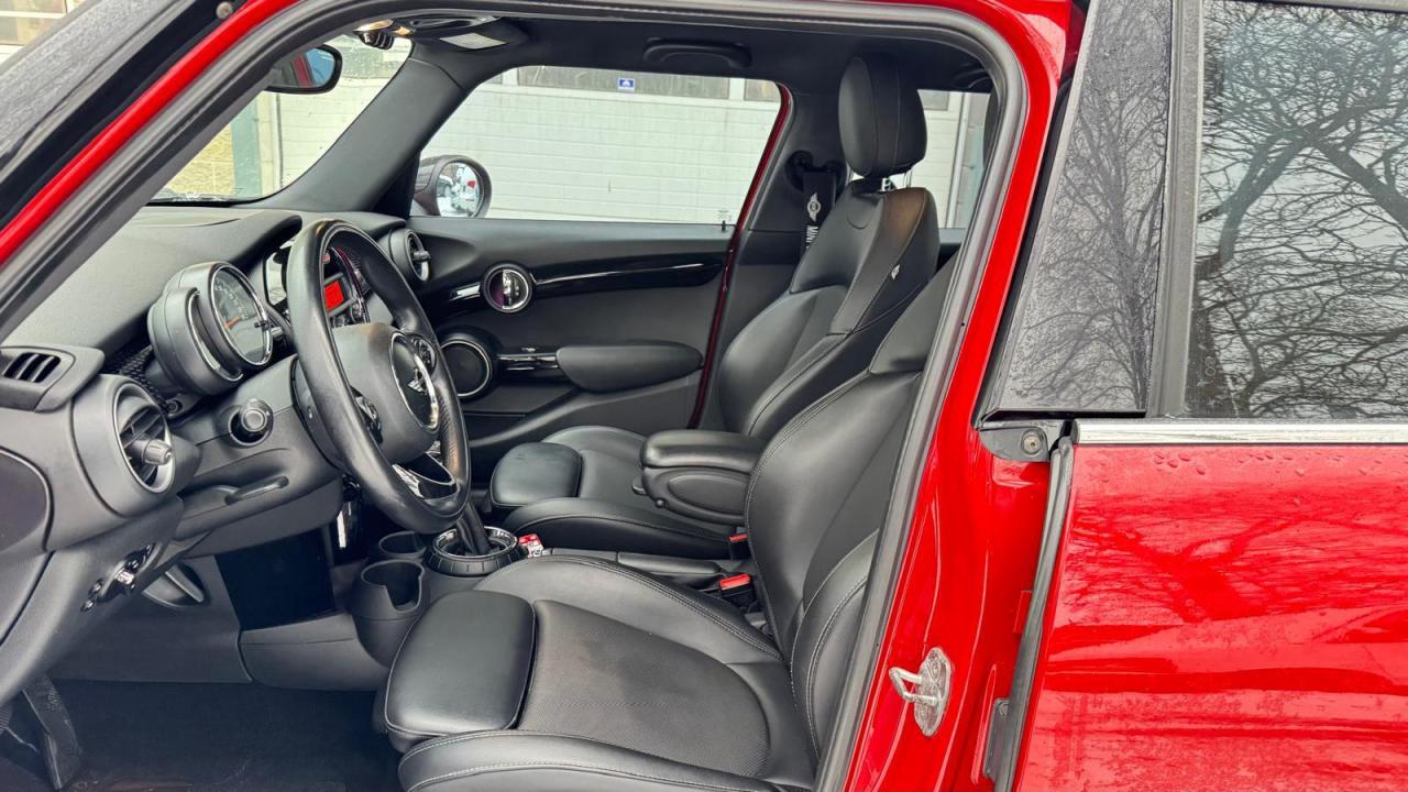 2015 MINI Cooper Hardtop 5dr HB S, sunroof, automatic, Photo