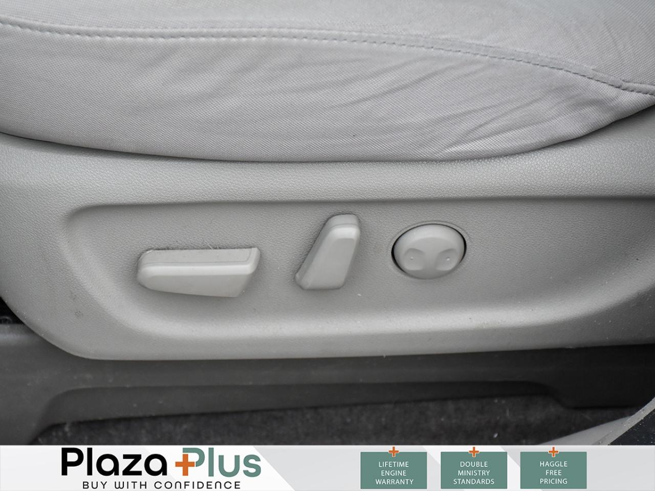 2019 Kia Sedona LX    8 SEATS   HEATED STEERING & FRONT SEATS   TW Photo