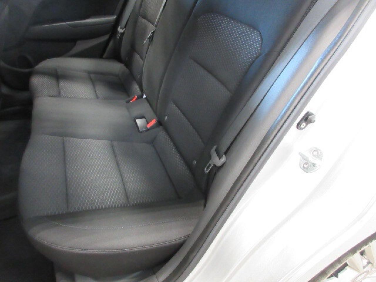 2020 Hyundai Elantra PREFERRED W/SUN & SAFETY PACKAGE, 149K! Photo