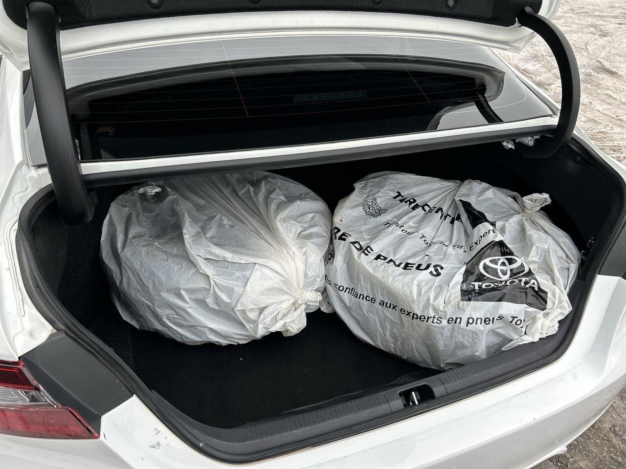 2023 Toyota Camry XSE HYBRID   SPORTY, SLEEK, AND READY TO GO! 2 SET Photo