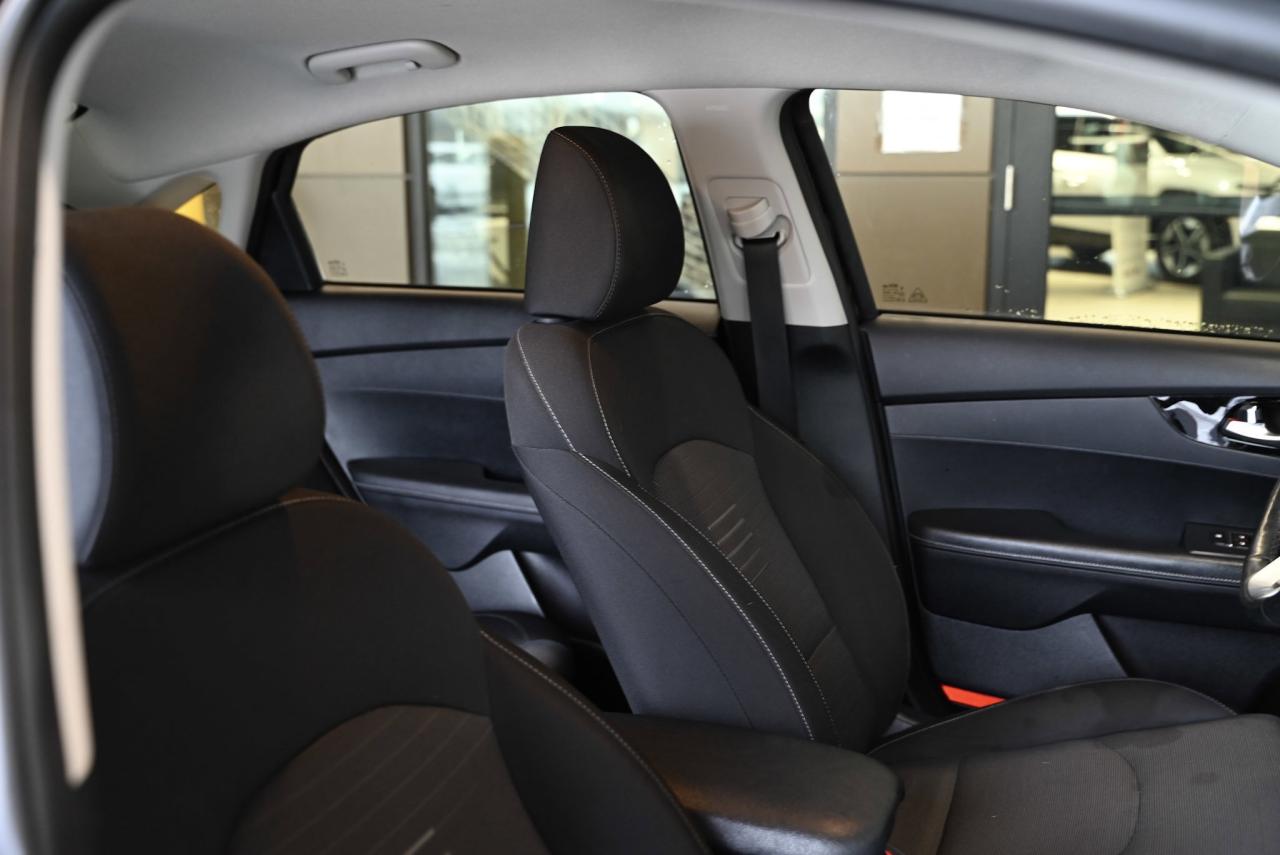 2019 Kia Forte EX PKG/ 1-OWNER/ FULLY CERTIFIED READY TO TAKE HOM Photo