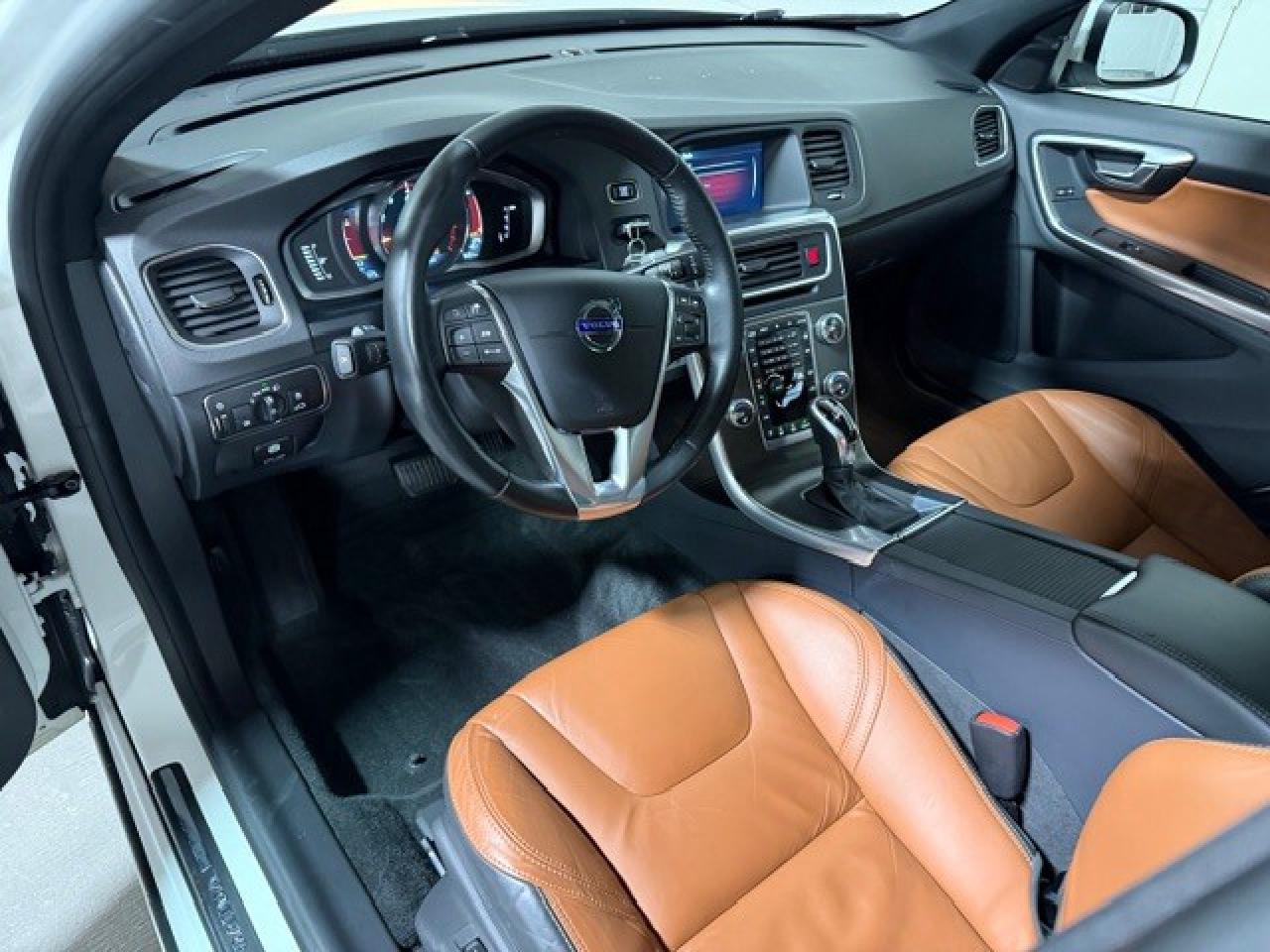 2015 Volvo S60 T6 Drive-E Premier Plus FWD Leather Sunroof Photo