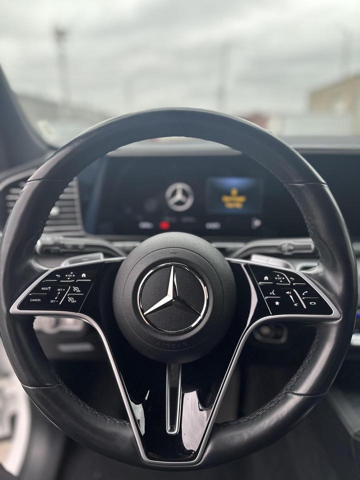 2024 Mercedes-Benz GLE GLE 350 4MATIC, PANO ROOF,  NAVI, DRIVE ASSIST PKG Photo