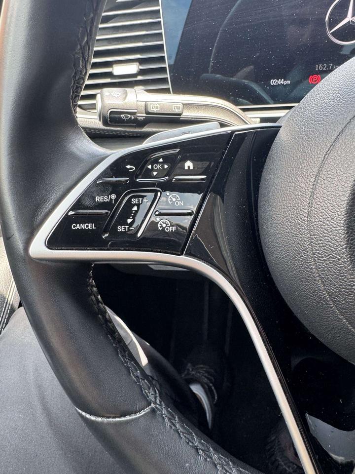 2024 Mercedes-Benz GLE GLE 350 4MATIC, PANO ROOF,  NAVI, DRIVE ASSIST PKG Photo